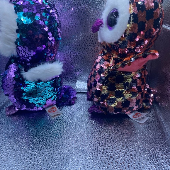 Ty Sequin Owl Plush in Purple and Orange - Picture 3 of 8
